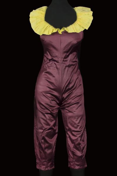 Sous la blafarde 1979 (titre d'usage) costume de scène ; combinaison BAG-2025.0.41.0