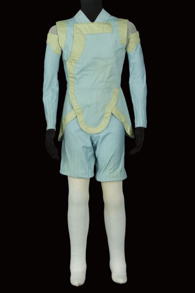 Déserts d'amour 1984 (titre d'usage) costume de scène BAG-2025.0.54.0